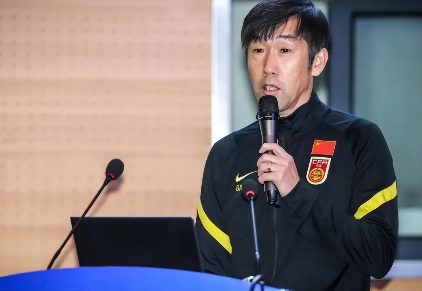 MK体育官方入口-大连英博没看错他！李国旭续约后带队在热身赛两连胜，值得期待