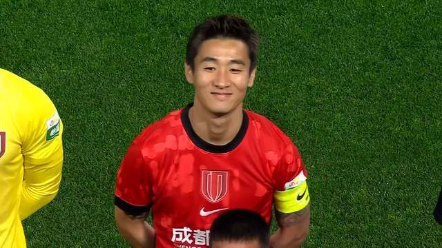 CCTV5+直播，国安冲击主场首胜，李磊PK韦林顿，成都4叉戟猛攻